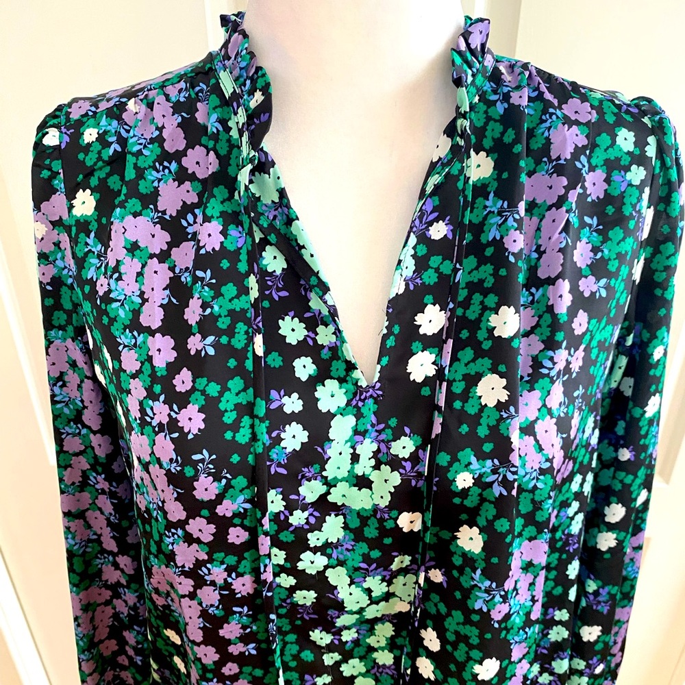 Loft Purple and Black Floral Blouse 🖤💜🖤💜